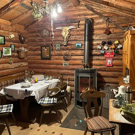 Miniferienwohnung Fuer Unkompliziertes Naturliebhaberpaerchen * Payerbach